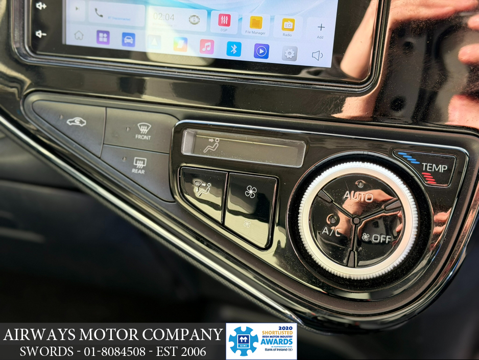 2020 Toyota Aqua - image 11