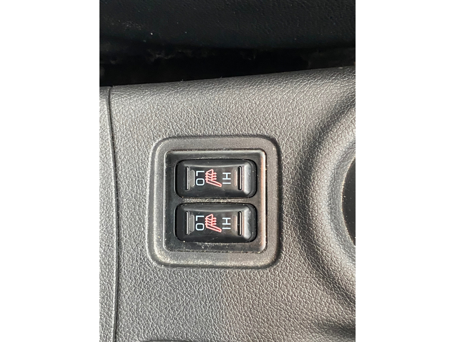 2016 Mitsubishi Outlander 2.3 DSL  4WD 6 SPEED 7 SEATER  TINY  KMS  FULL  SERVICE HISTORY €15,950