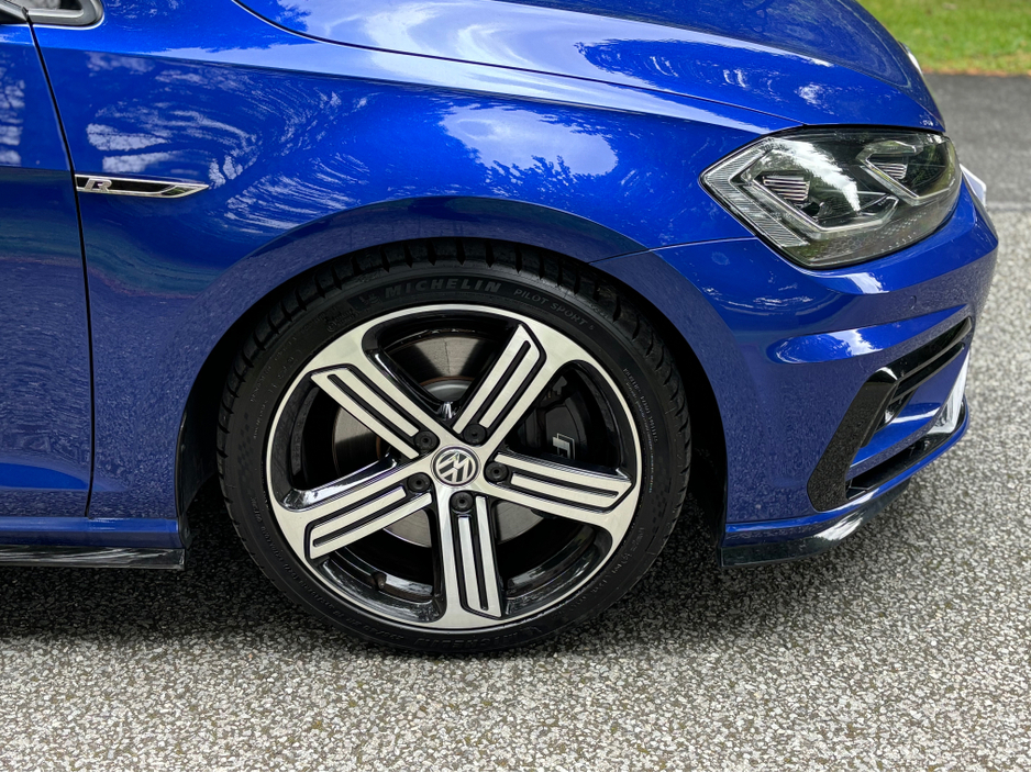 2020 Volkswagen Golf - image 13