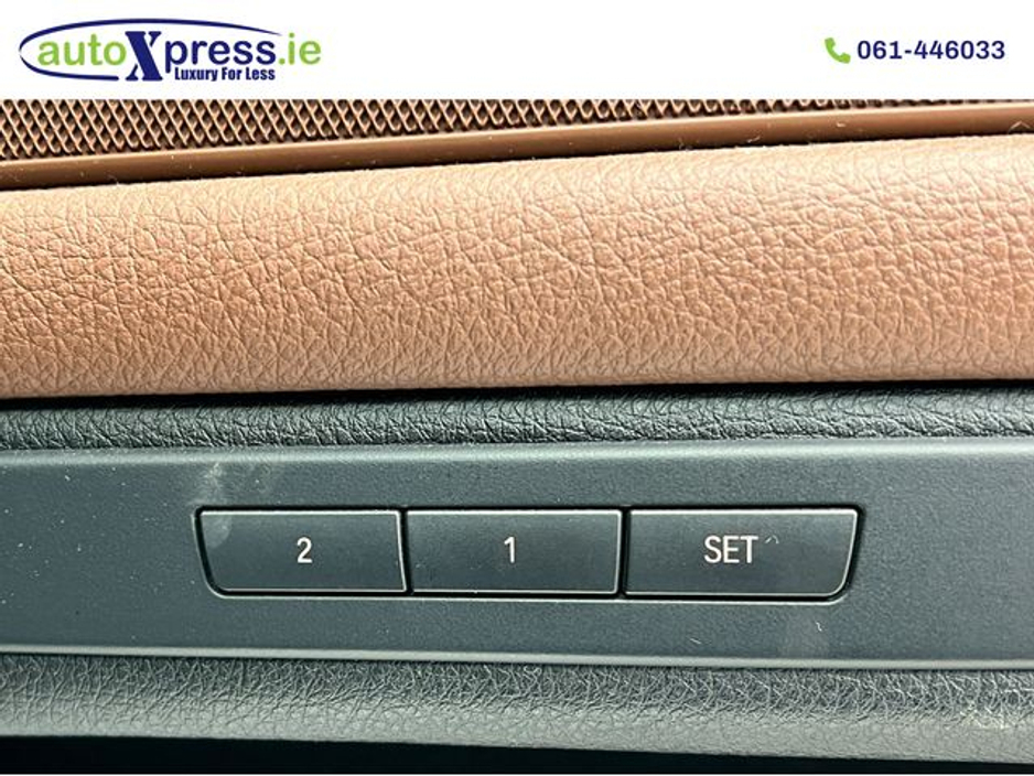 2016 BMW 5 Series - image 30