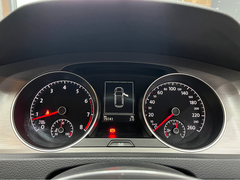 2016 Volkswagen Golf €15950 2016 VOLKSWAGEN GOLF TSI TE BLUEMOTION CONFORT LINE 1.2 AUTOMATIC / CRUISE CONTROL  / REVERSE CAMERA / AND MORE €15,950