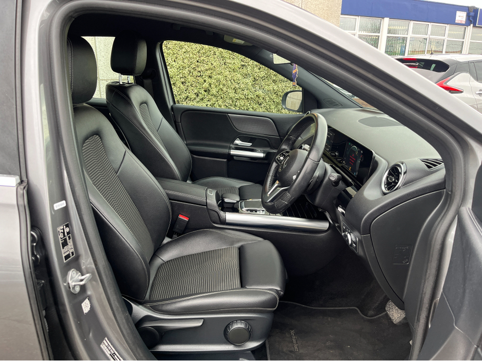 2019 Mercedes-Benz B Class B180 SPORT AUTOMATIC 1.3 PETROL //LOW MILES//HALF LEATHER SEATS//SAT NAV//REVERSE CAMERA// €20,950