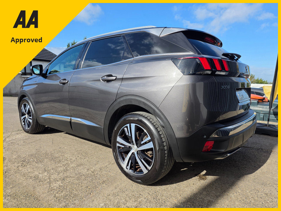 2019 Peugeot 3008 - image 7