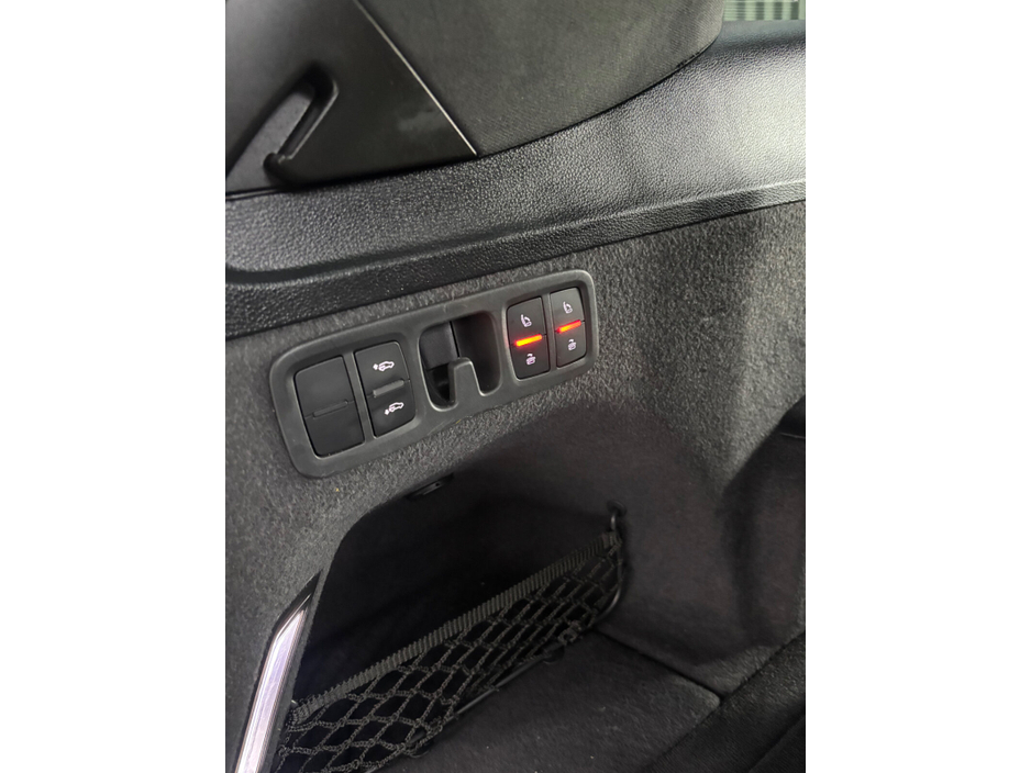 2019 Audi Q7 - image 8