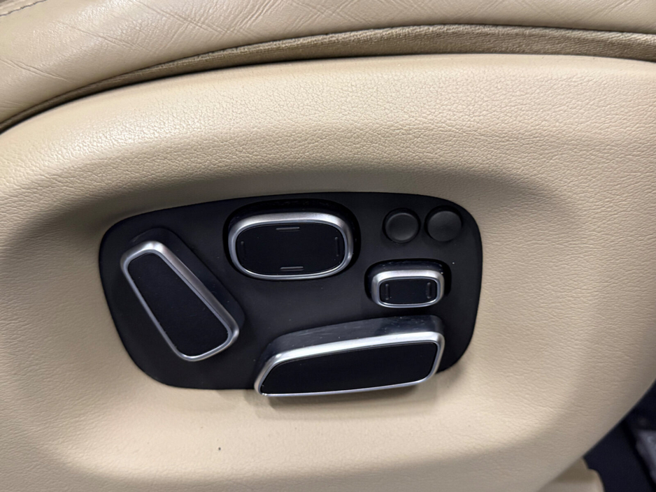 2015 Land Rover Range Rover - image 29