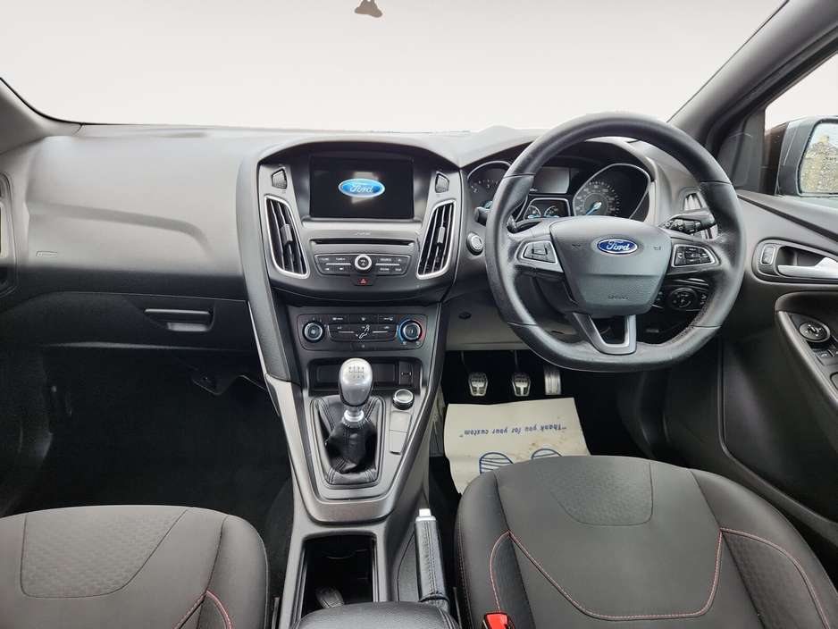 2017 Ford Focus 1.5 TDCi 120PS ST-Line Powershift €13,450