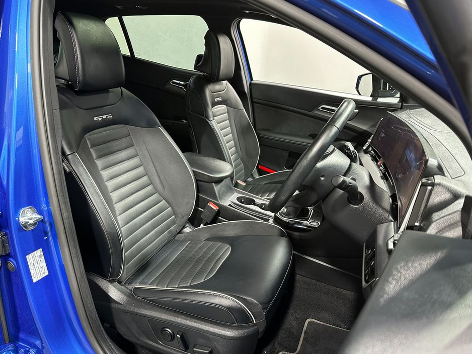 2025 Kia Sportage - image 10