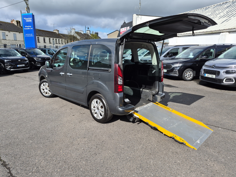 2014 Citroen Berlingo - image 13
