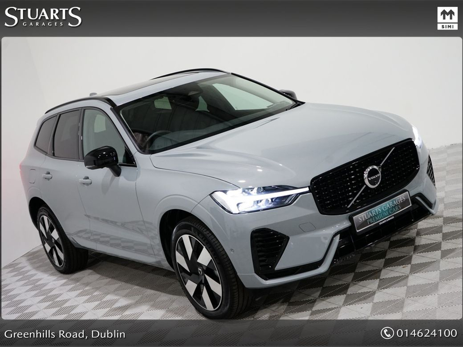 2025 Volvo XC60 T6 XC60 PLUS DARK: 20” UPGRADE DIAMOND CUT ALLOYS, VAPOUR METALLIC WITH CHARCOAL LEATHER, PANORAMIC ROOF, KEYLESS ENTRY, HEATED SEATS €61,945