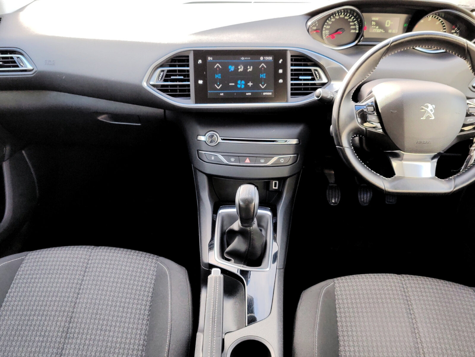 2018 Peugeot 308 1.6 HDi 100bhp Active €11,950