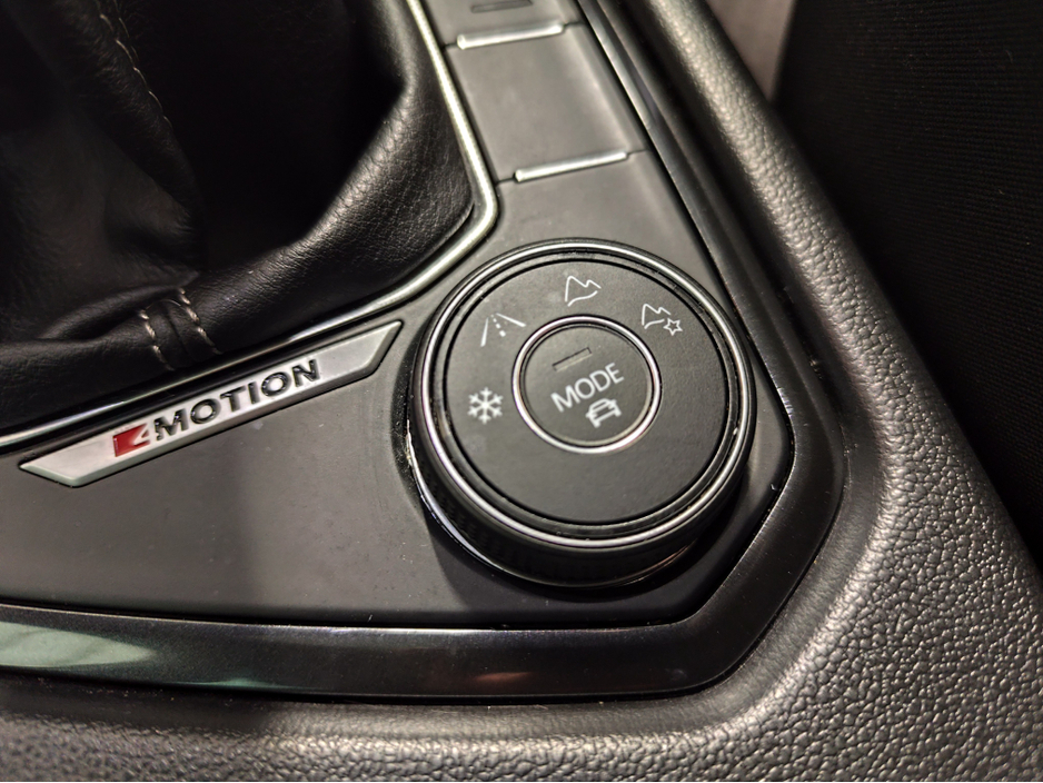 2018 Volkswagen Tiguan 2.0 TDI R-LINE 4MOTION €28,750