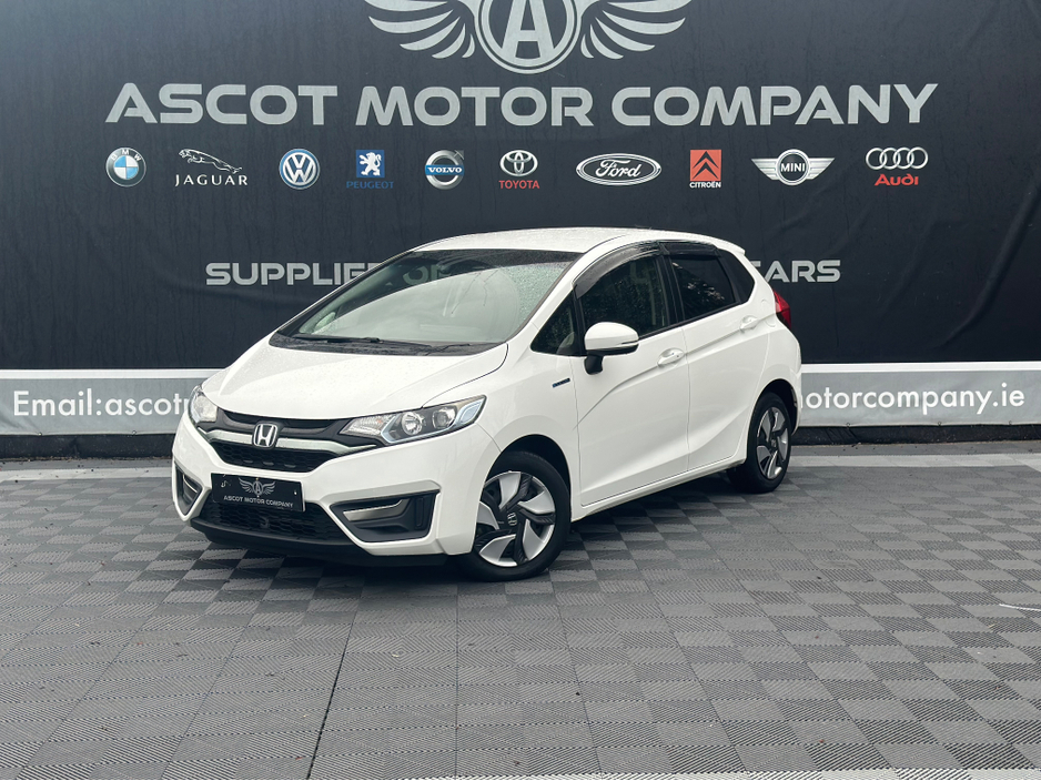 2015 Honda Fit Hybrid €10,950