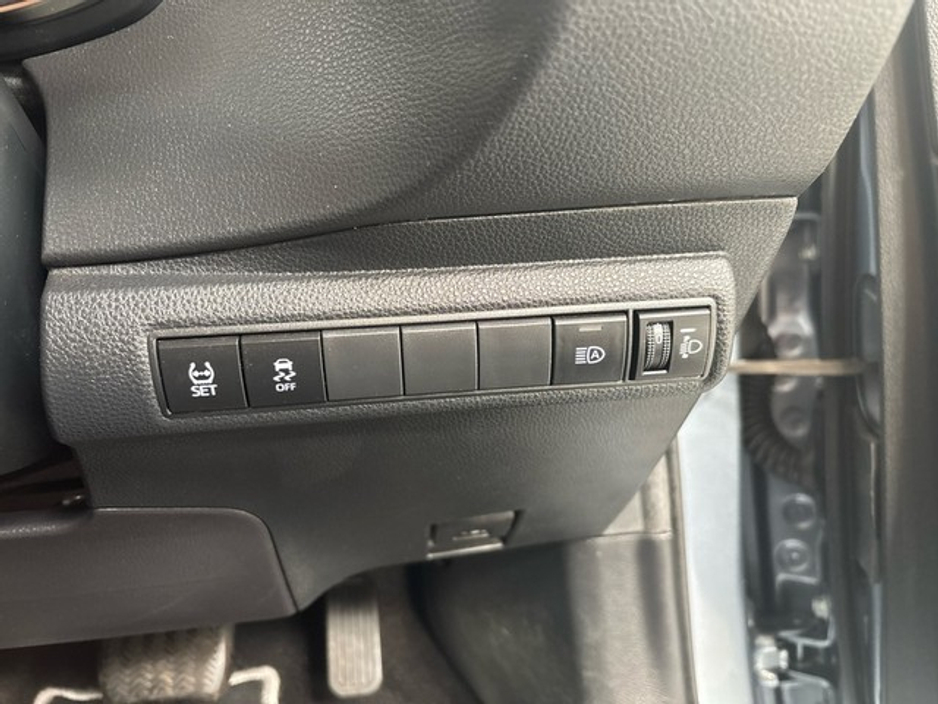 2022 Toyota Corolla - image 12