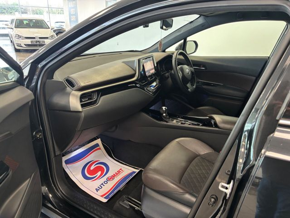 2017 Toyota C-HR 1.8 HYBRID LUNA SPORT €16,995