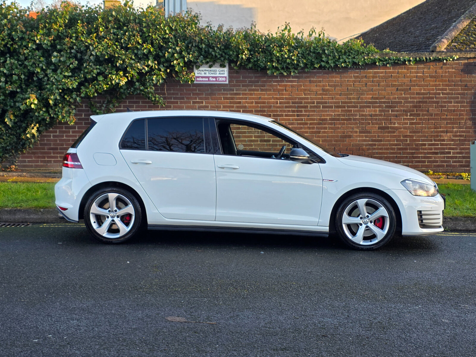2014 Volkswagen Golf 2.0 TSI GTI DSG €15,999