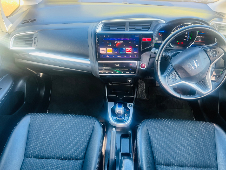 2017 Honda Fit DAA-GP5 €12,950