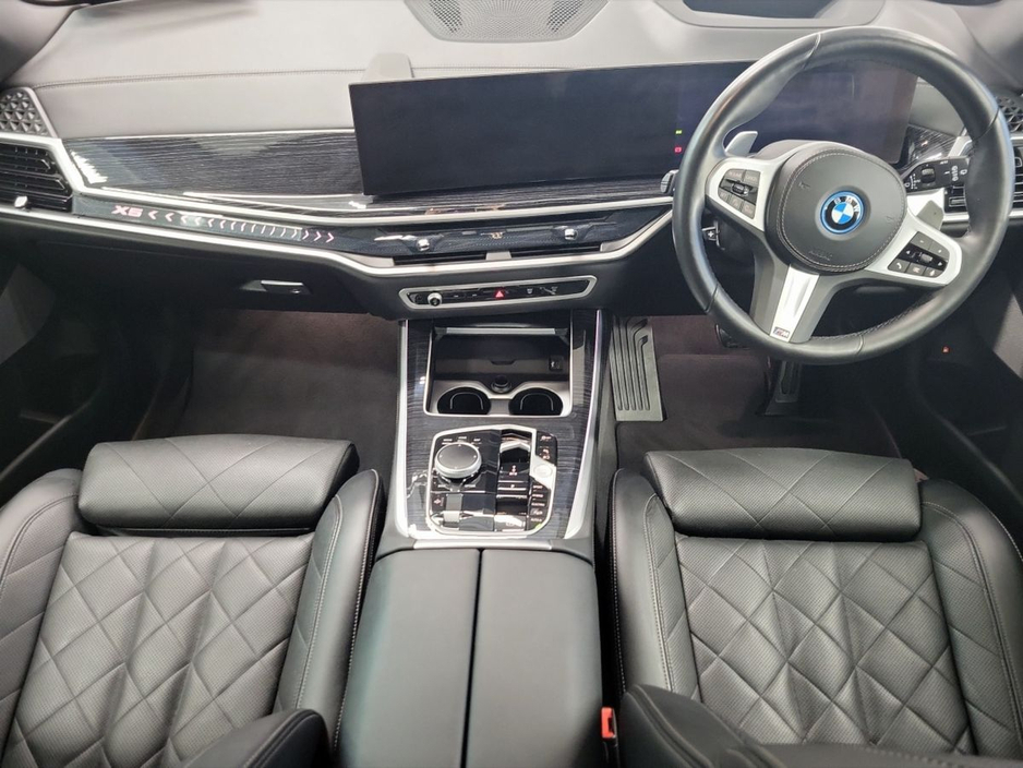 2024 BMW X5 xDrive50e M Sport €90,975
