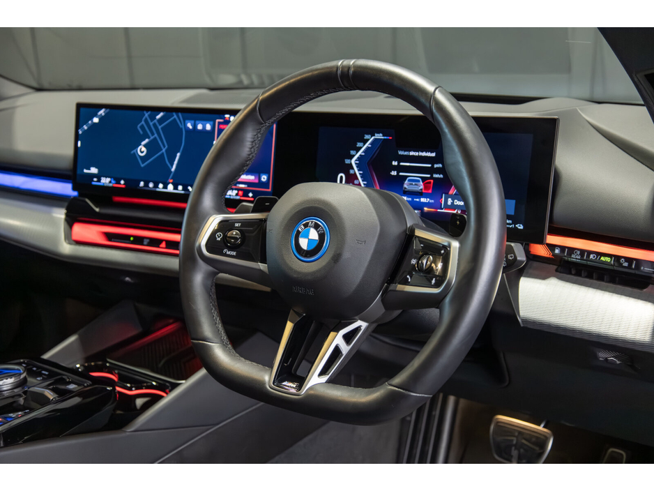 2025 BMW 5 Series 530e M Sport €63,950