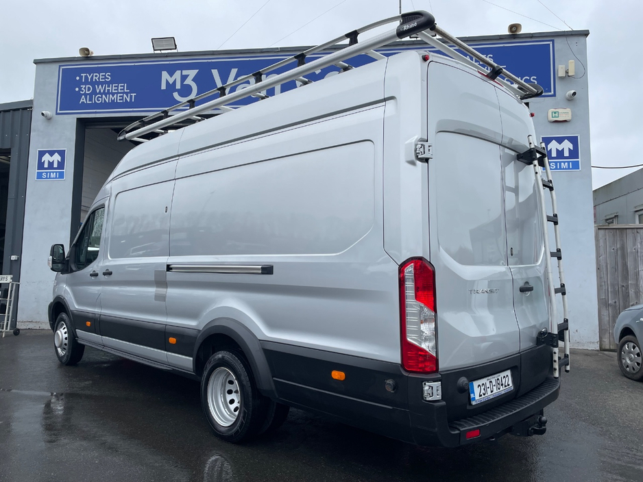 2023 Ford Transit - image 3