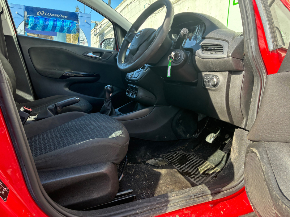 2015 Opel Corsa - image 9