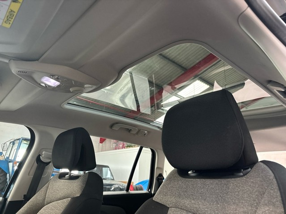 2016 Citroen C4 Picasso - image 11