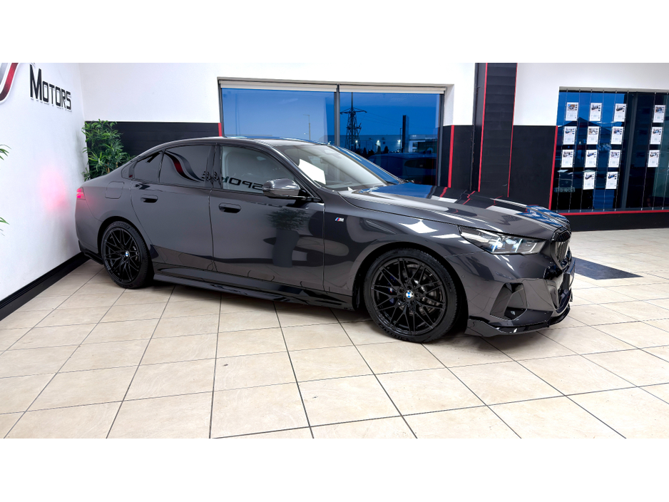 2025 BMW 5 Series M SPORT AUTO €67,950