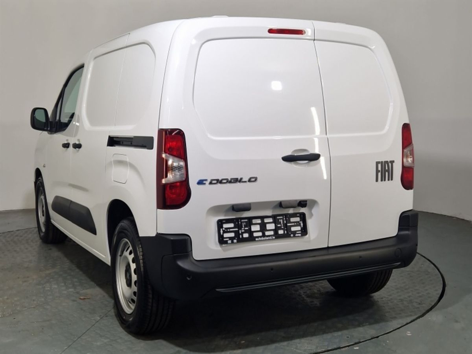 2026 Fiat Doblo  €28,248