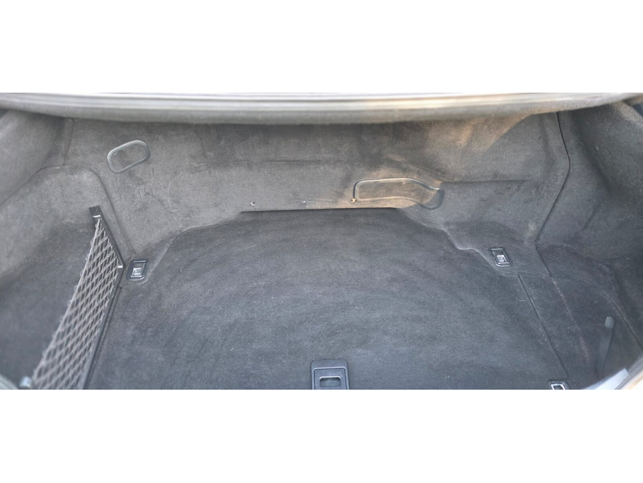 2009 Lexus LS 600 H - image 9