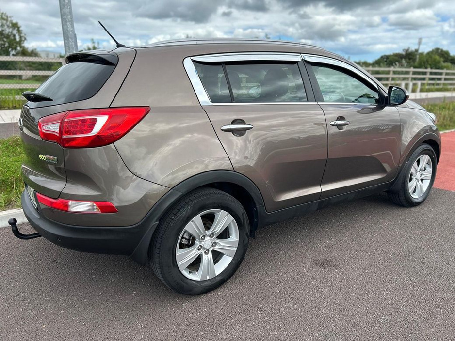 2013 Kia Sportage 1.7D IMMACULATE CONDITION, LIKE NEW FULLY SERVICED. NEW CLUTCH. NEW BRAKES* panoramic roof €8,900