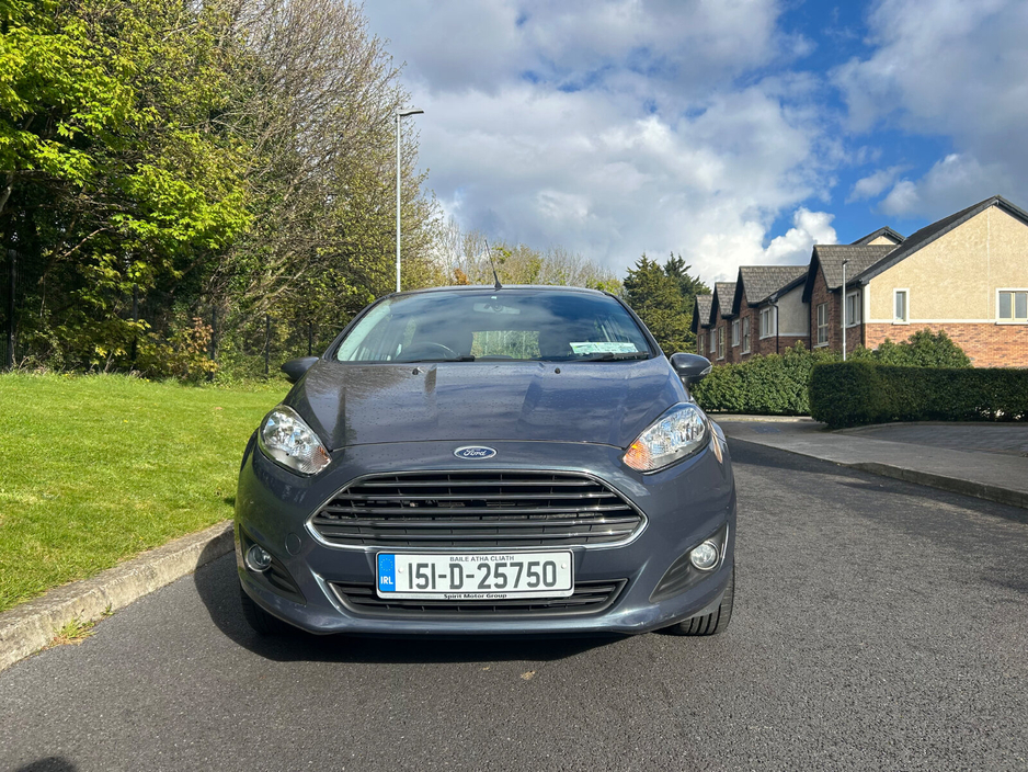 2015 Ford Fiesta - image 9