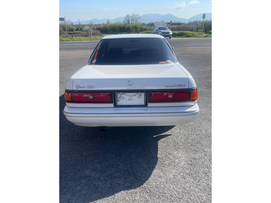 1992 Toyota Mark II - image 6