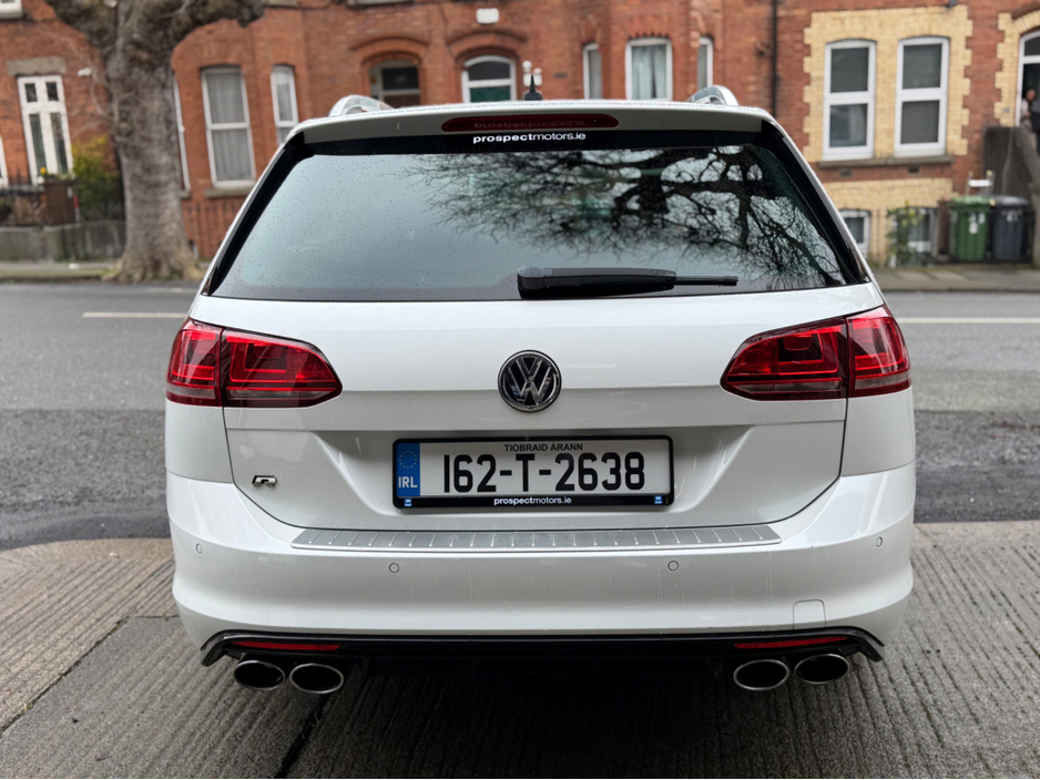 2016 Volkswagen Golf - image 29