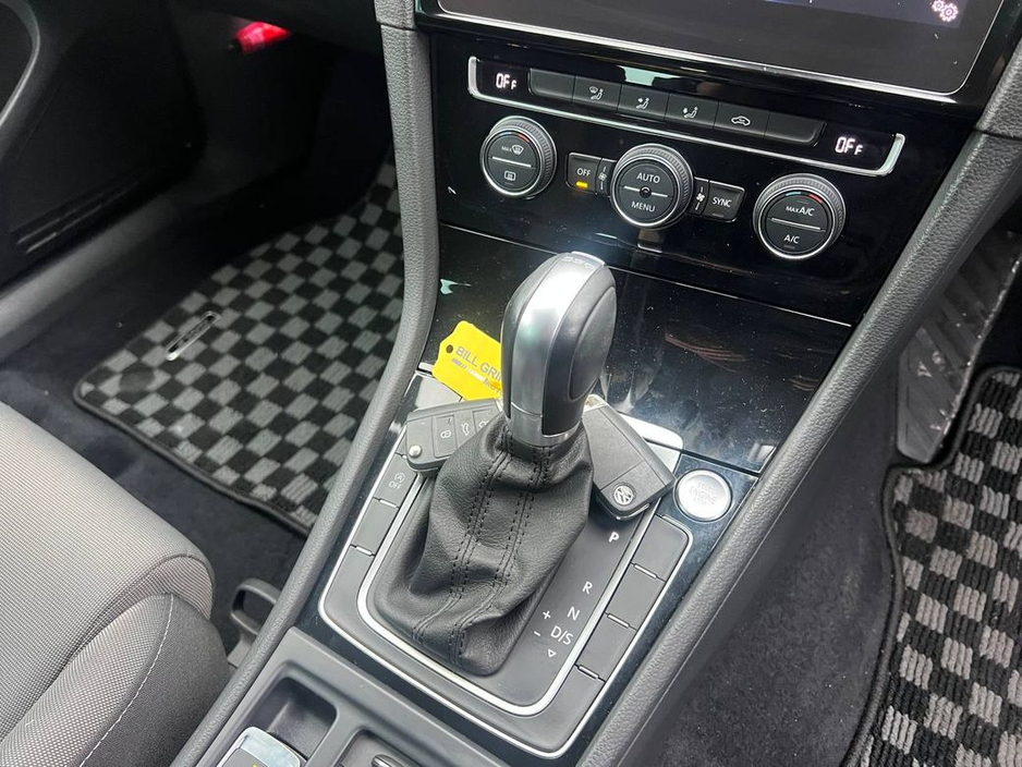 2018 Volkswagen Golf HIGHLINE 1.4 TSI // FULL SERVICE HISTORY // DIGITAL CLUSTER // DIAMOND CUT ALLOYS €19,900