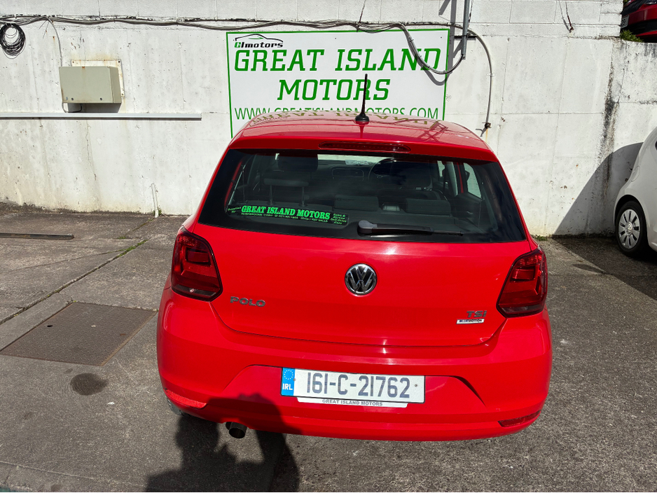 2016 Volkswagen Polo - image 5