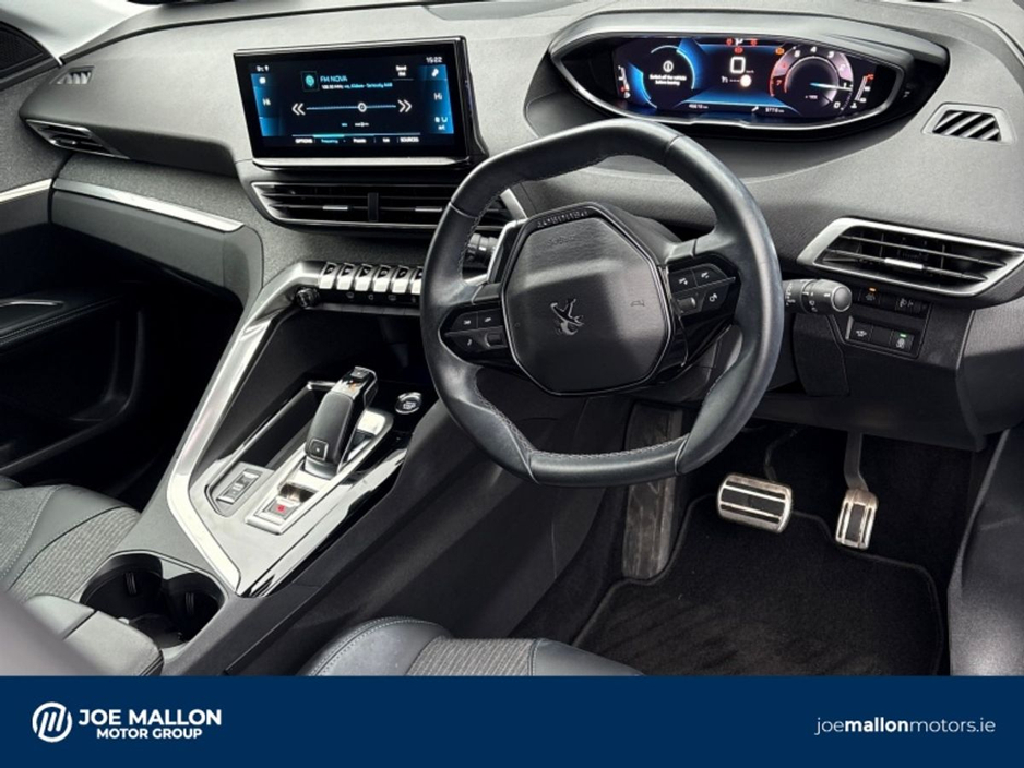 2023 Peugeot 3008 - image 9