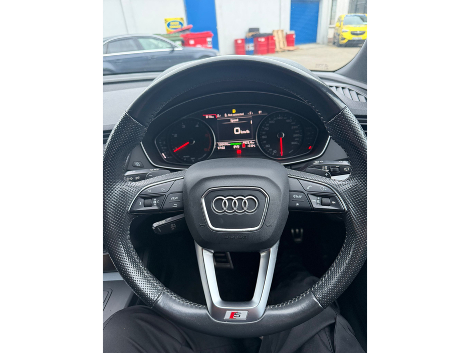 2018 Audi Q5 - image 26