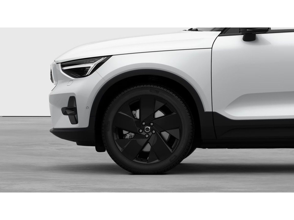 2026 Volvo EC40 - image 8