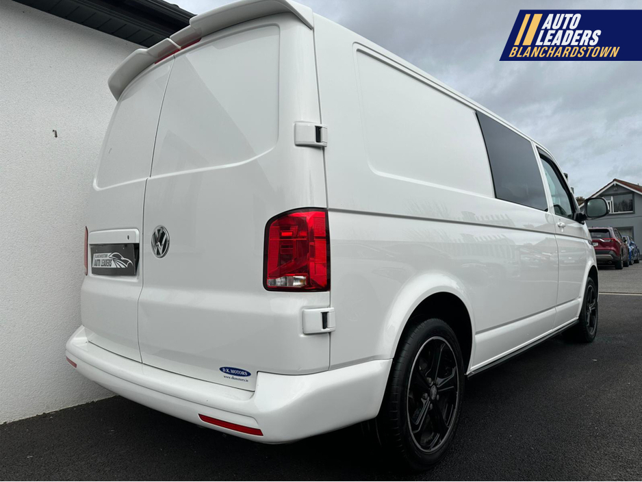 2021 Volkswagen Transporter - image 7