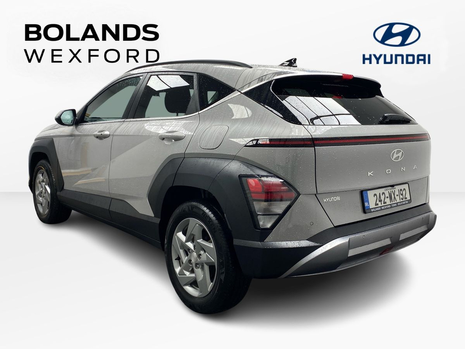 2024 Hyundai Kona - image 3
