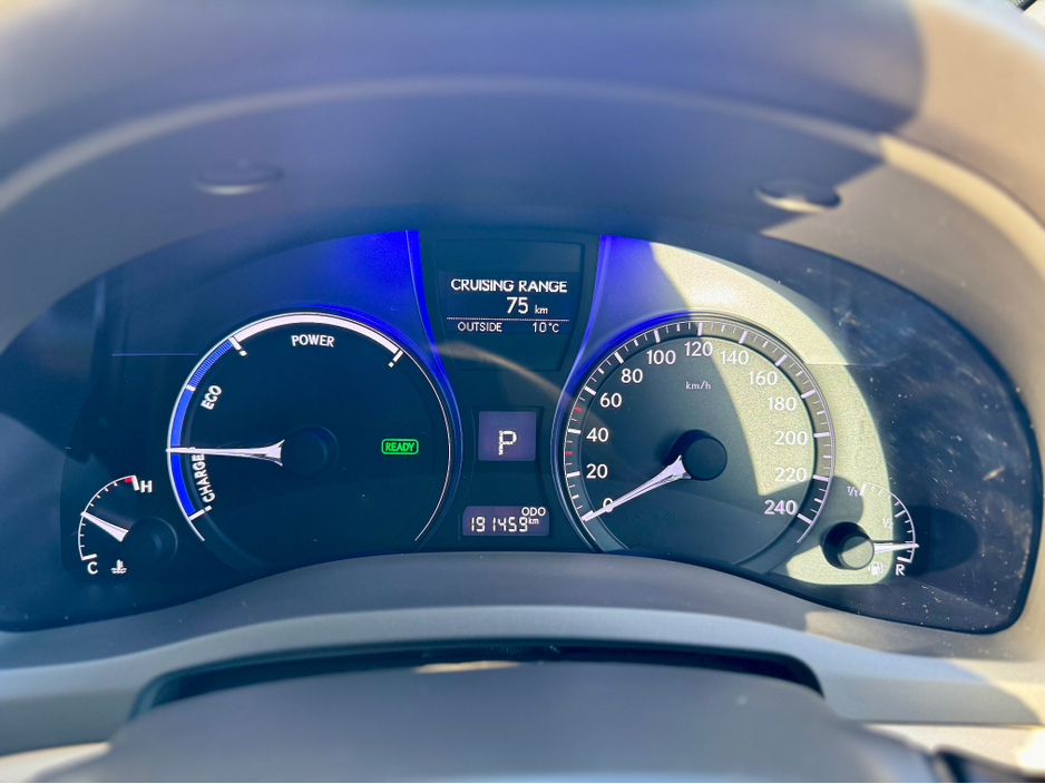 2015 Lexus RX 450 h - image 26