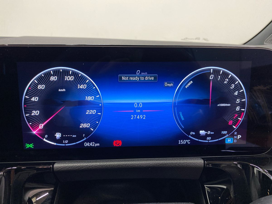 2024 Mercedes-Benz GLA Class - image 8