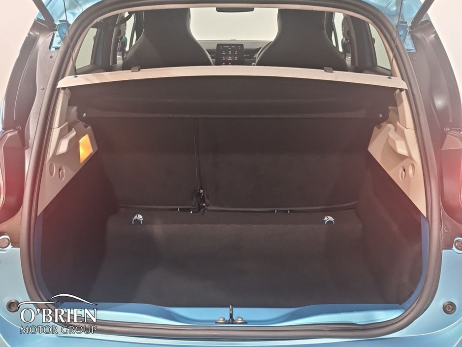 2021 Renault Zoe - image 11