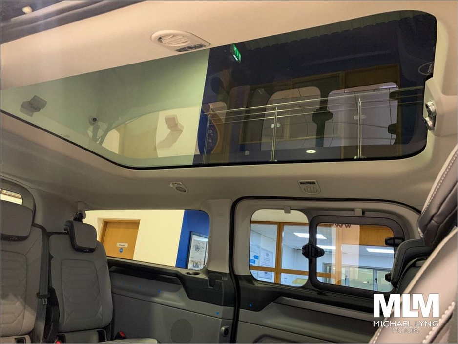 2026 Ford Tourneo Custom Ford Transit Custom Tourneo L2 320 8 Seater Limited PHEV