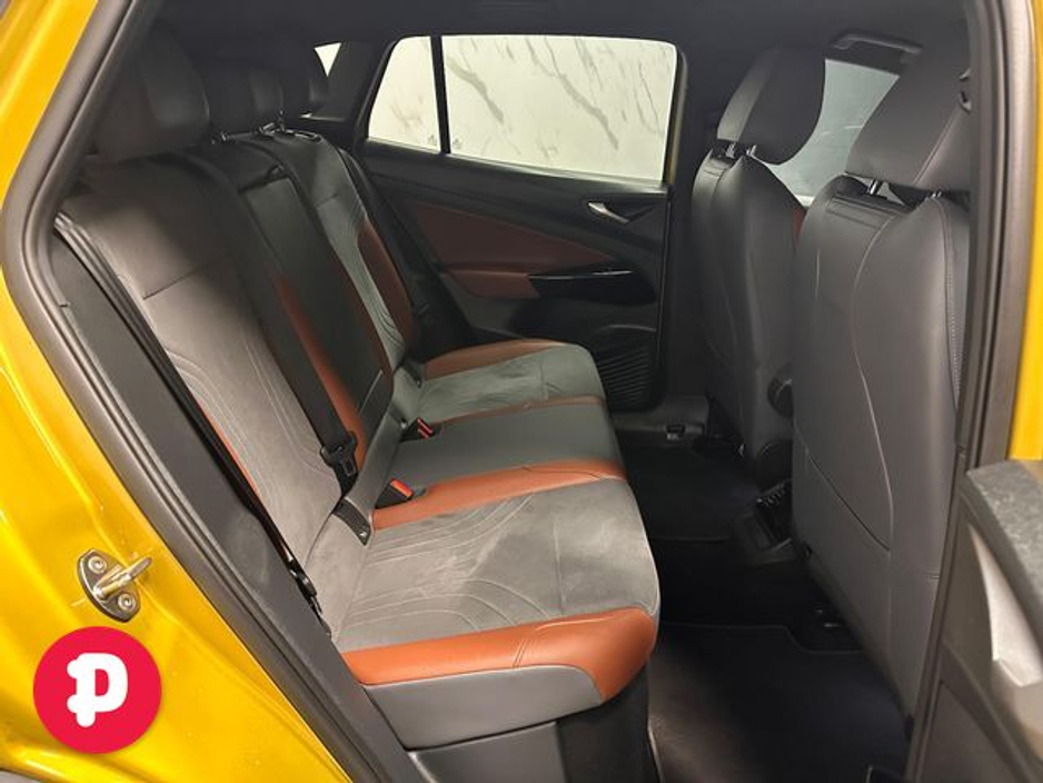 2021 Volkswagen ID.4 - image 16