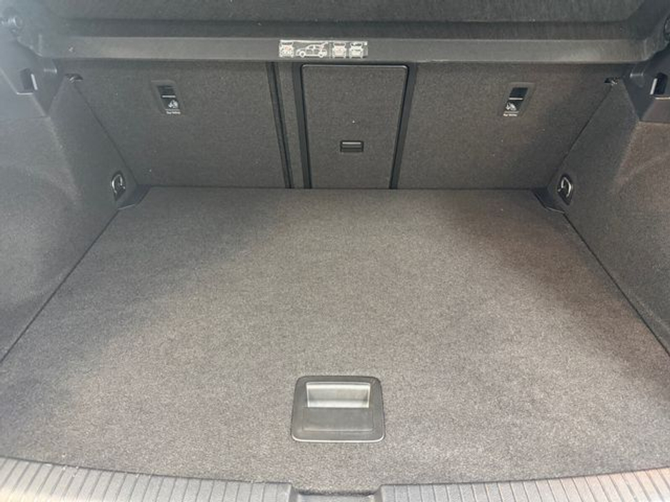 2021 Volkswagen T-Roc - image 17