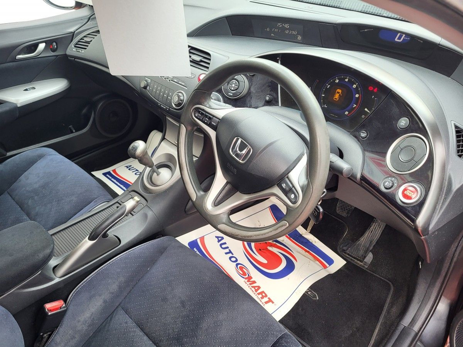 2008 Honda Civic - image 6