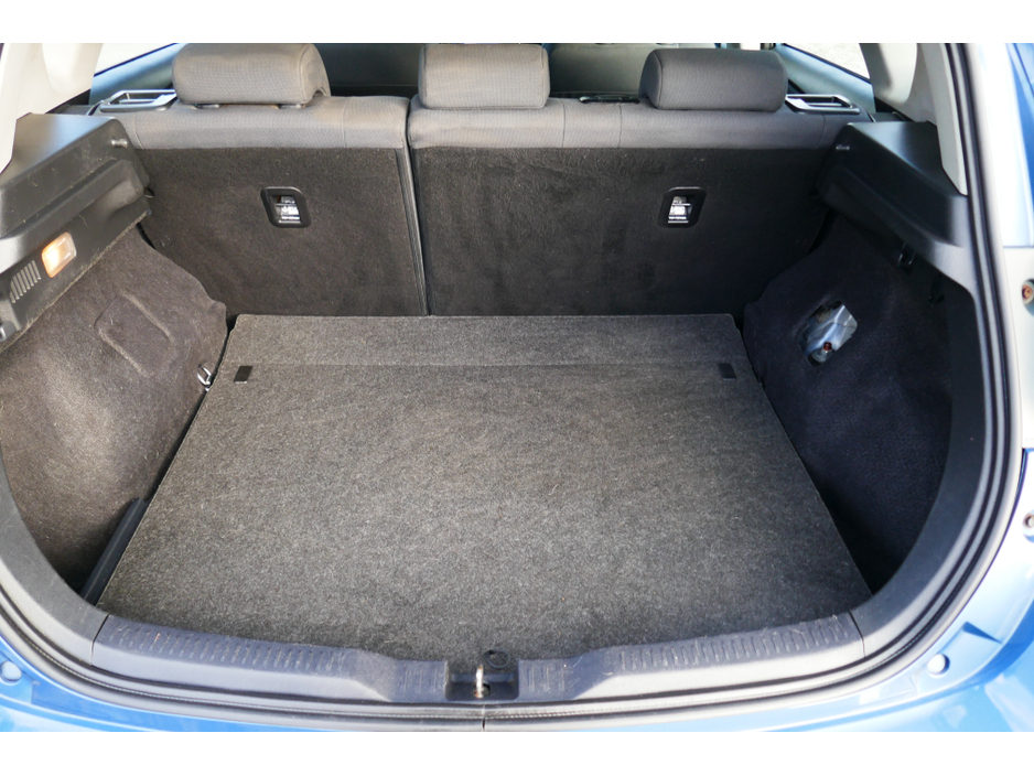 2015 Toyota Auris DIESEL 1.6 D-4D BUSINESS EDITION 110BHP €9,500