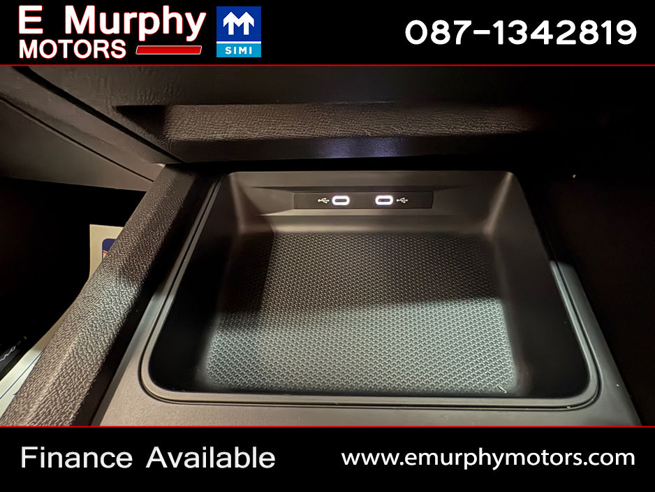 2022 SEAT Leon - image 16