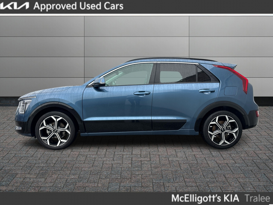 2025 Kia Niro HEV SEM €36,895