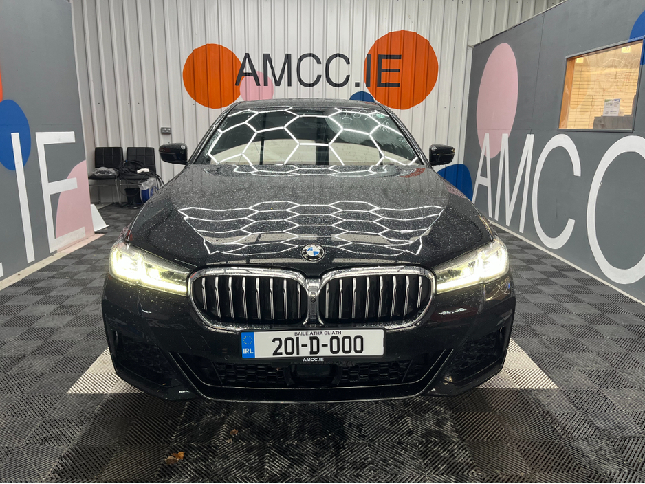 2020 BMW 5 Series - image 6